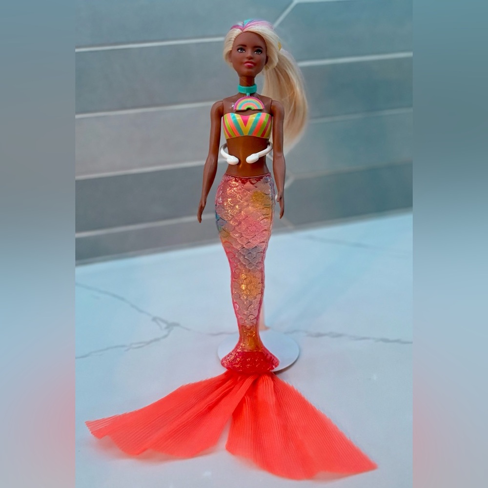 MATTEL Barbie Rainbow Mermaid Color Changing